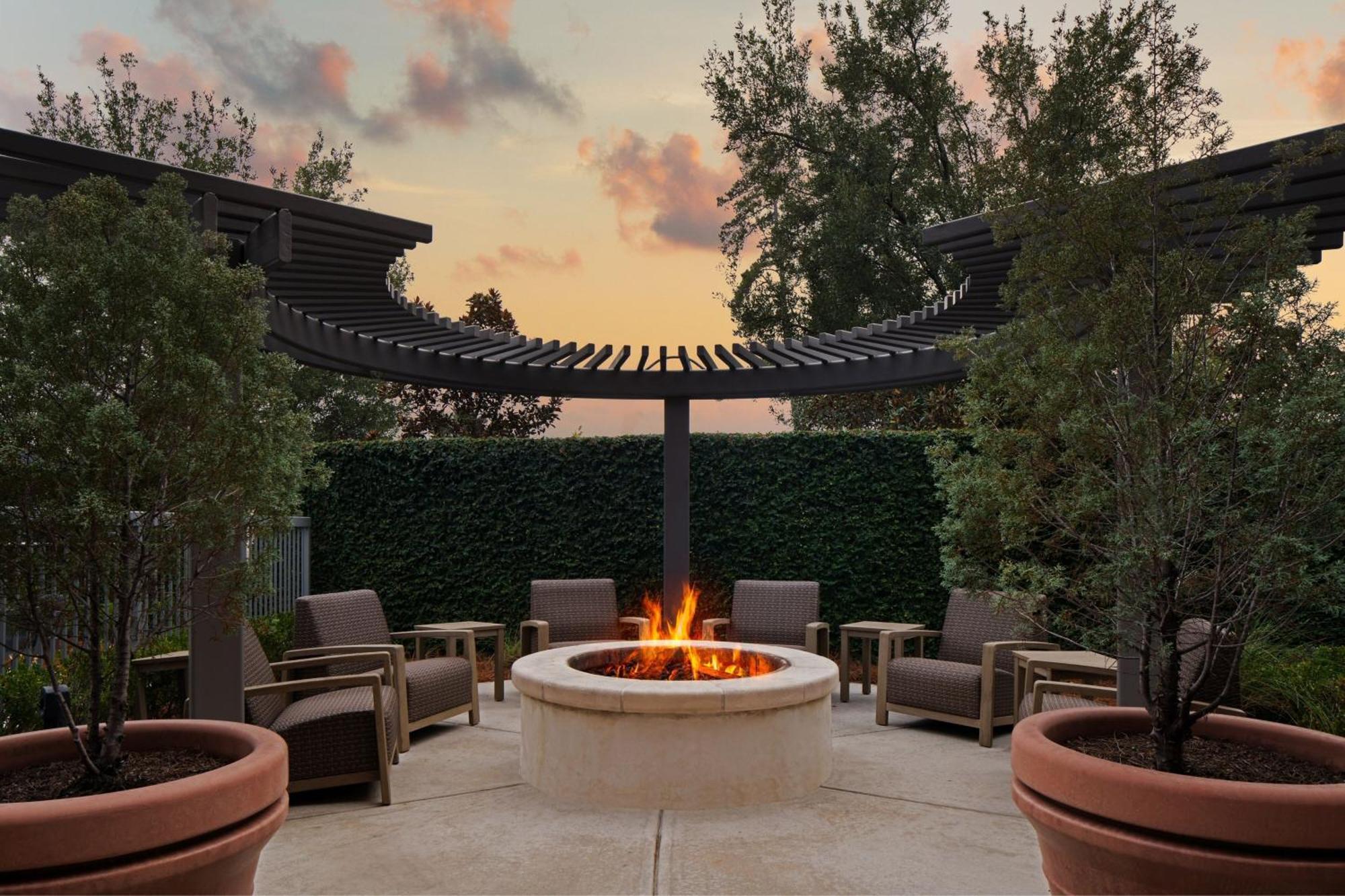 Courtyard By Marriott Charleston Summerville Εξωτερικό φωτογραφία